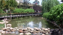 Yanan Zhong Lu Park 